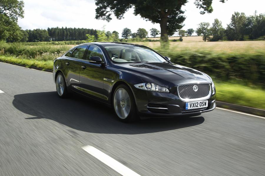  Jaguar XJ 2012 года  (UK) (фото 113 из 121)